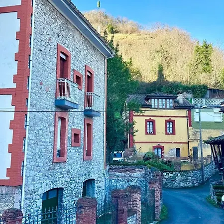Casita Loredo Mieres (Asturias)